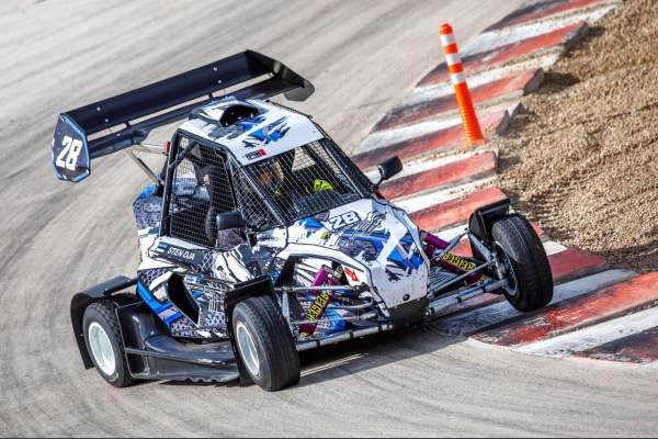 Cross car rallycross